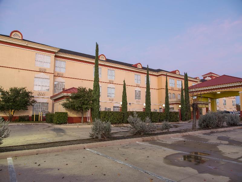 Comfort Suites Fort Worth North Fossil Creek Exterior photo